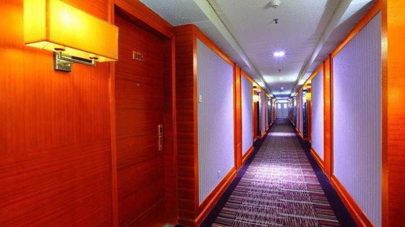 Bluesky Hotel Kanton Exterior foto